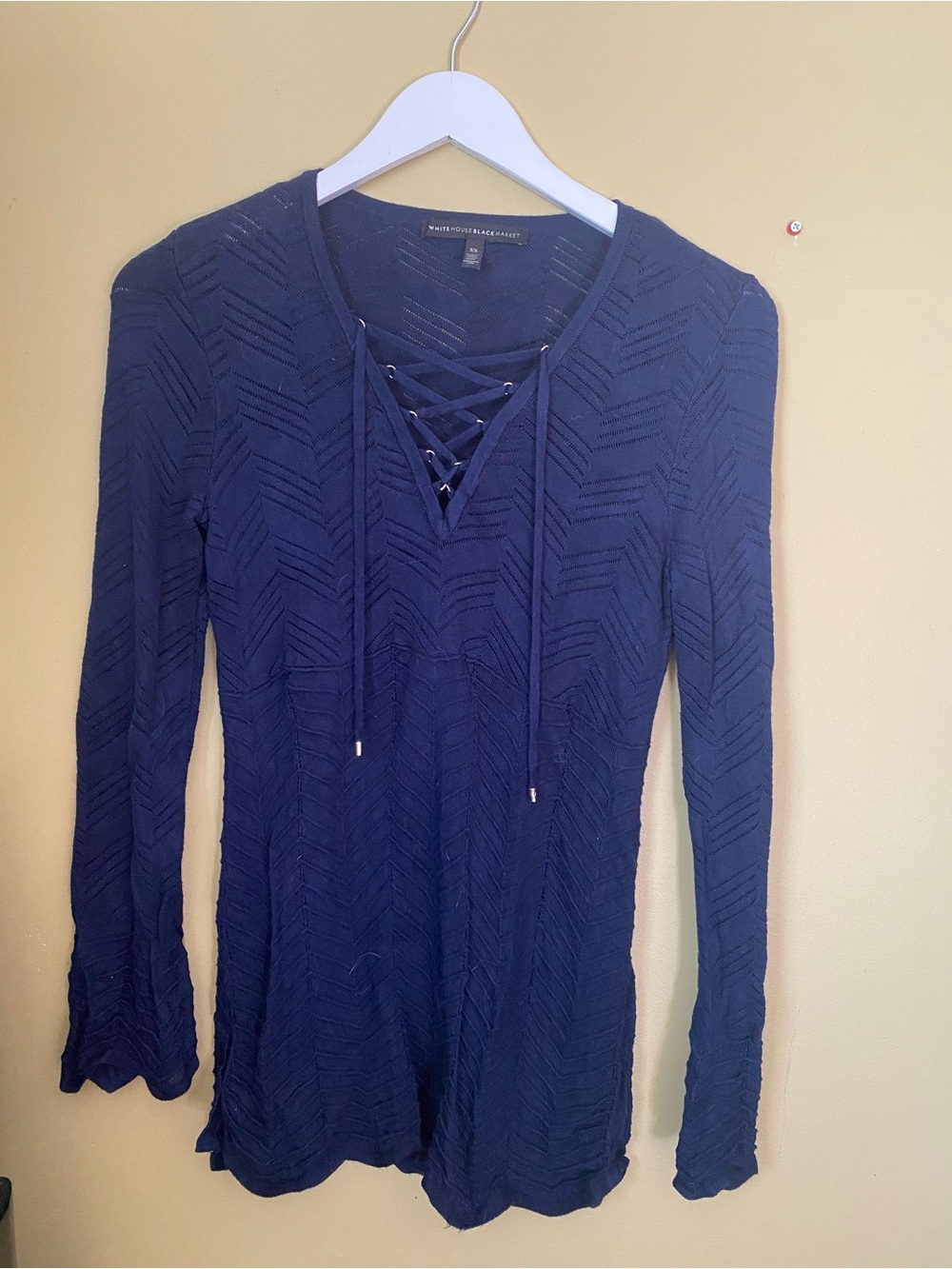 White House Black Market Blue Lace-Up V-Neck Long Sleeve Top, Size XS
